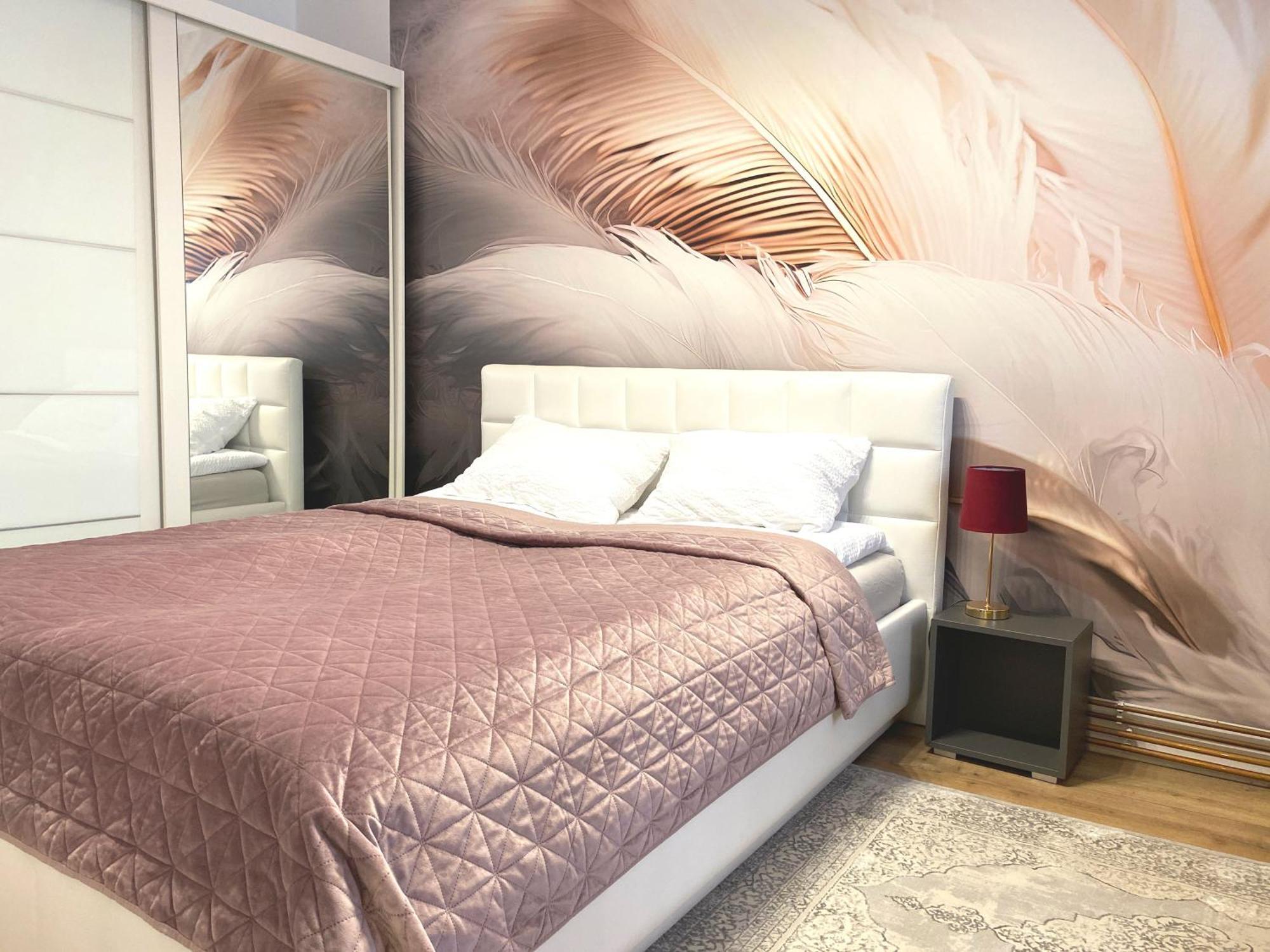 Golden Home - Gliwice Centrum, Mikolowska - Z Zadaszonym Parkingem W Cenie Ngoại thất bức ảnh